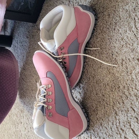 Pink Timberland Boots - Picture 6 of 7